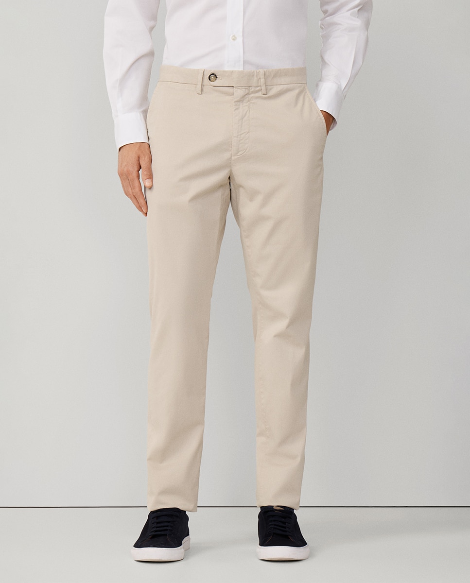 Calças Chino Classic Fit com Algodão Elástico Bege-2