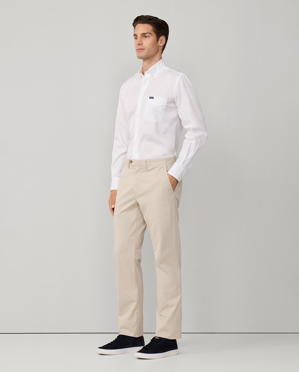 Calças Chino Classic Fit com Algodão Elástico Bege-6