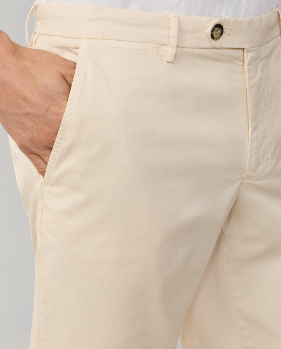 Bermudas Lisas em Algodão Elástico Bege-4