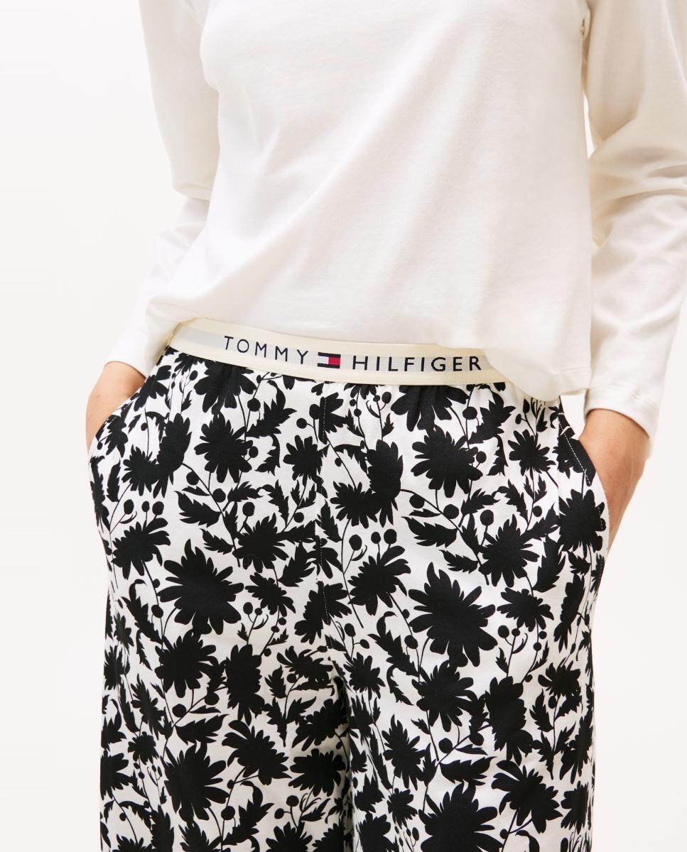 Conjunto de Pijama de Manga Comprida com Calças Estampadas e Cós com Logótipo Multicolor-3