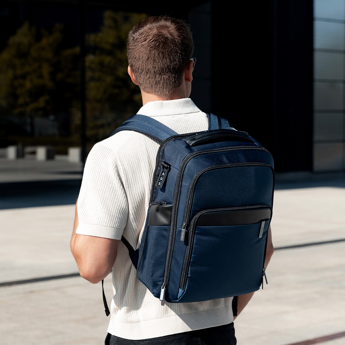 Mochila Samsonite Evosight azul para portátiles de 15,6" Azul-12