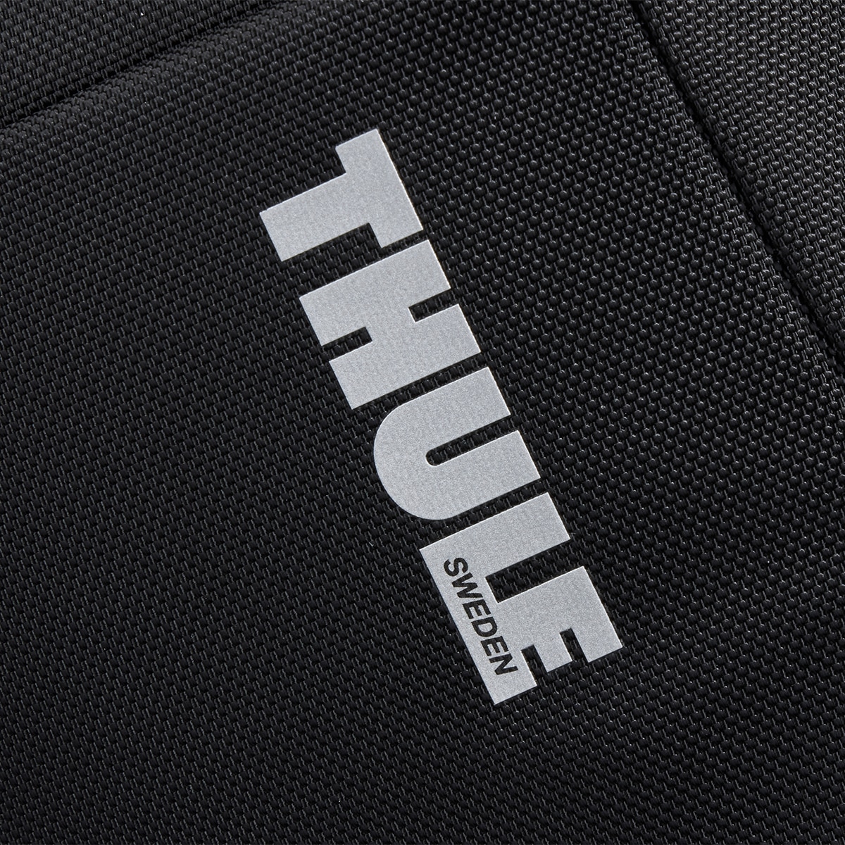 Mochila Thule Accent 23L para portátiles hasta 15,6" o MacBook de 16" Negro-6