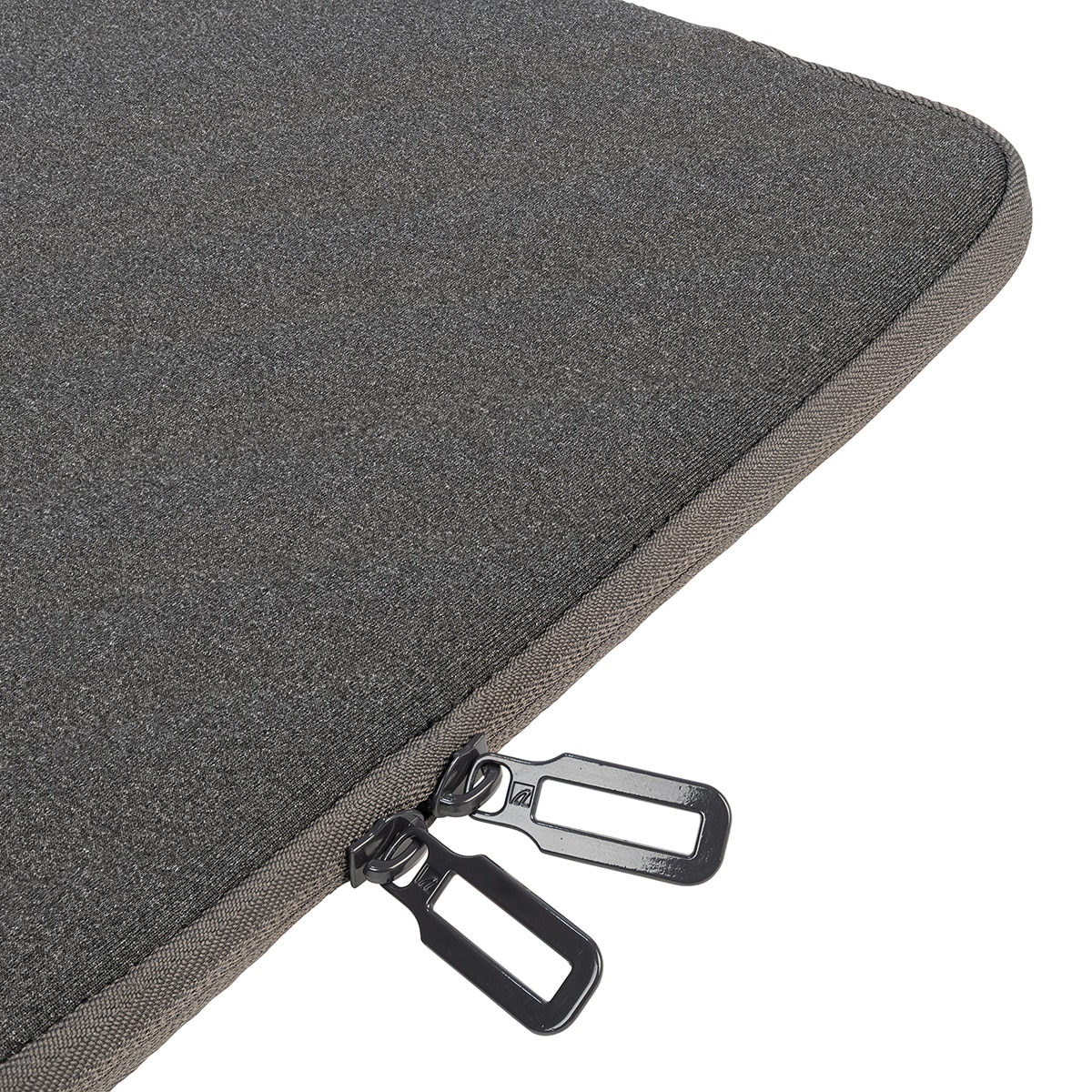 Funda negra de neopreno Tucano Mélange para portátiles de 17-18" Negro-3