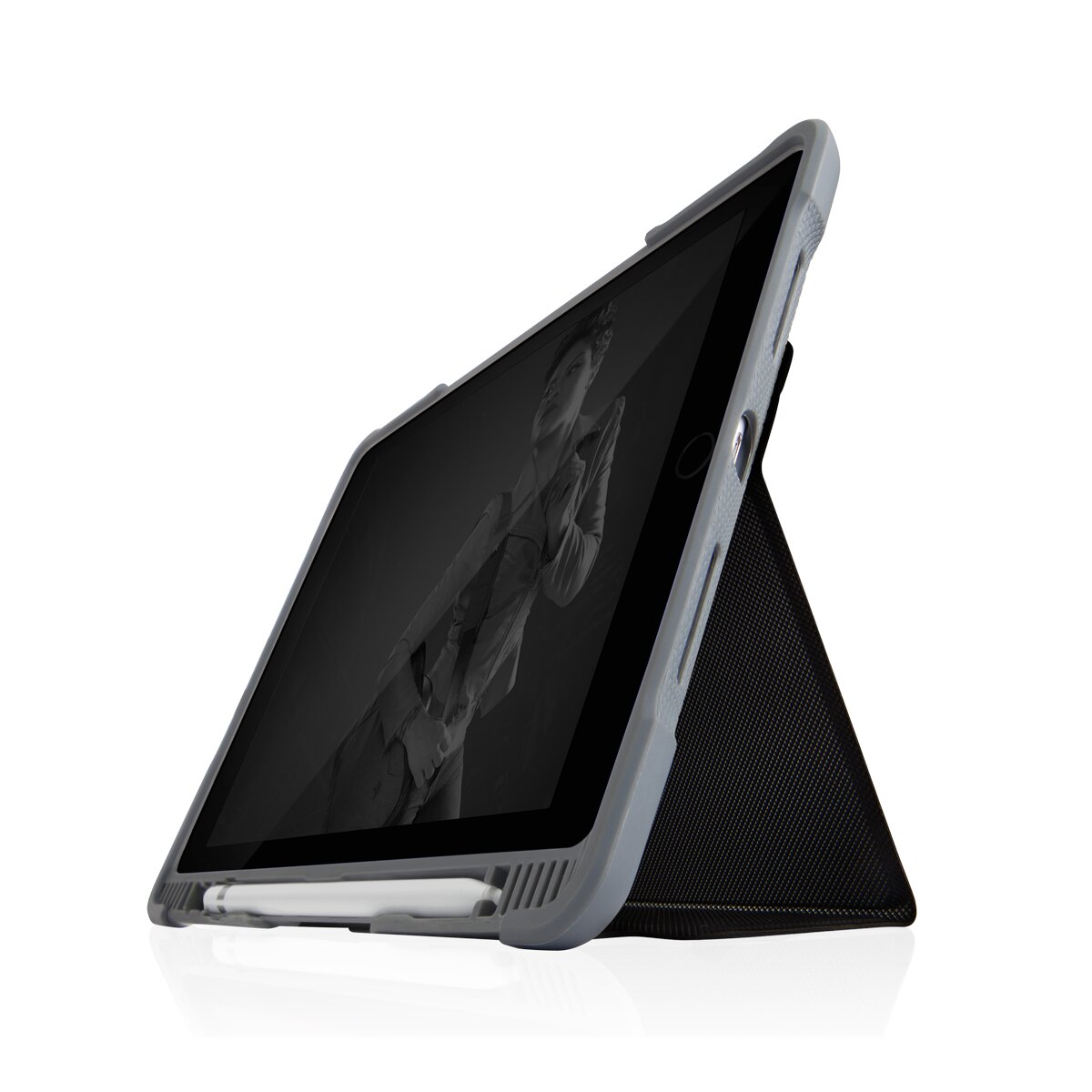 Funda rígida negra STM Dux Plus Duo para el iPad 7ª Gen (2019) Negro-5