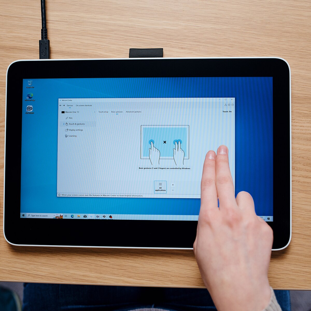 Imagen 10 de Pen Display Wacom One 13 Full HD táctil - Blanco / Negro Blanco / Negro