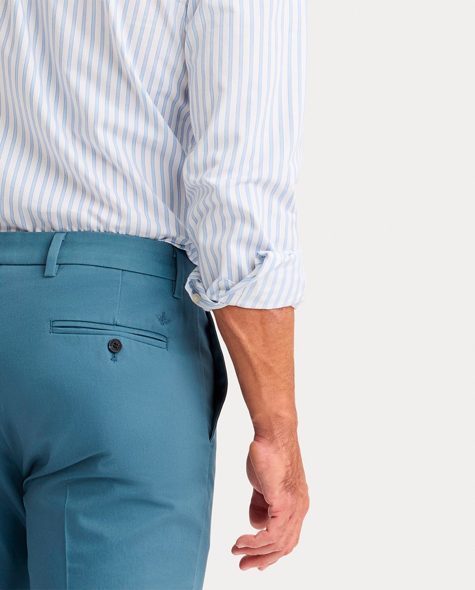Calças Chino com a Tecnologia Stain Defender Azul-5