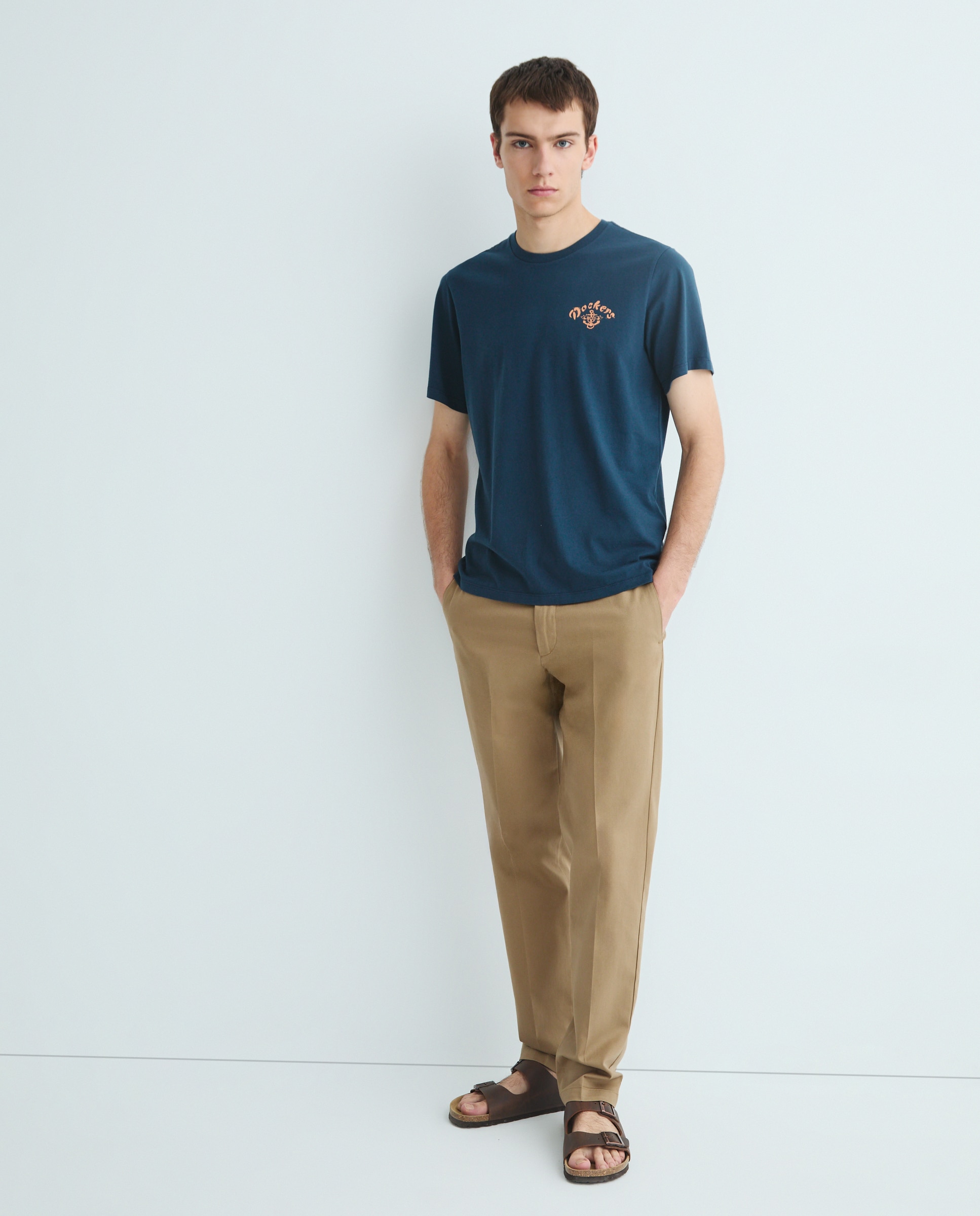 Calças Slim Fit. Bege-1