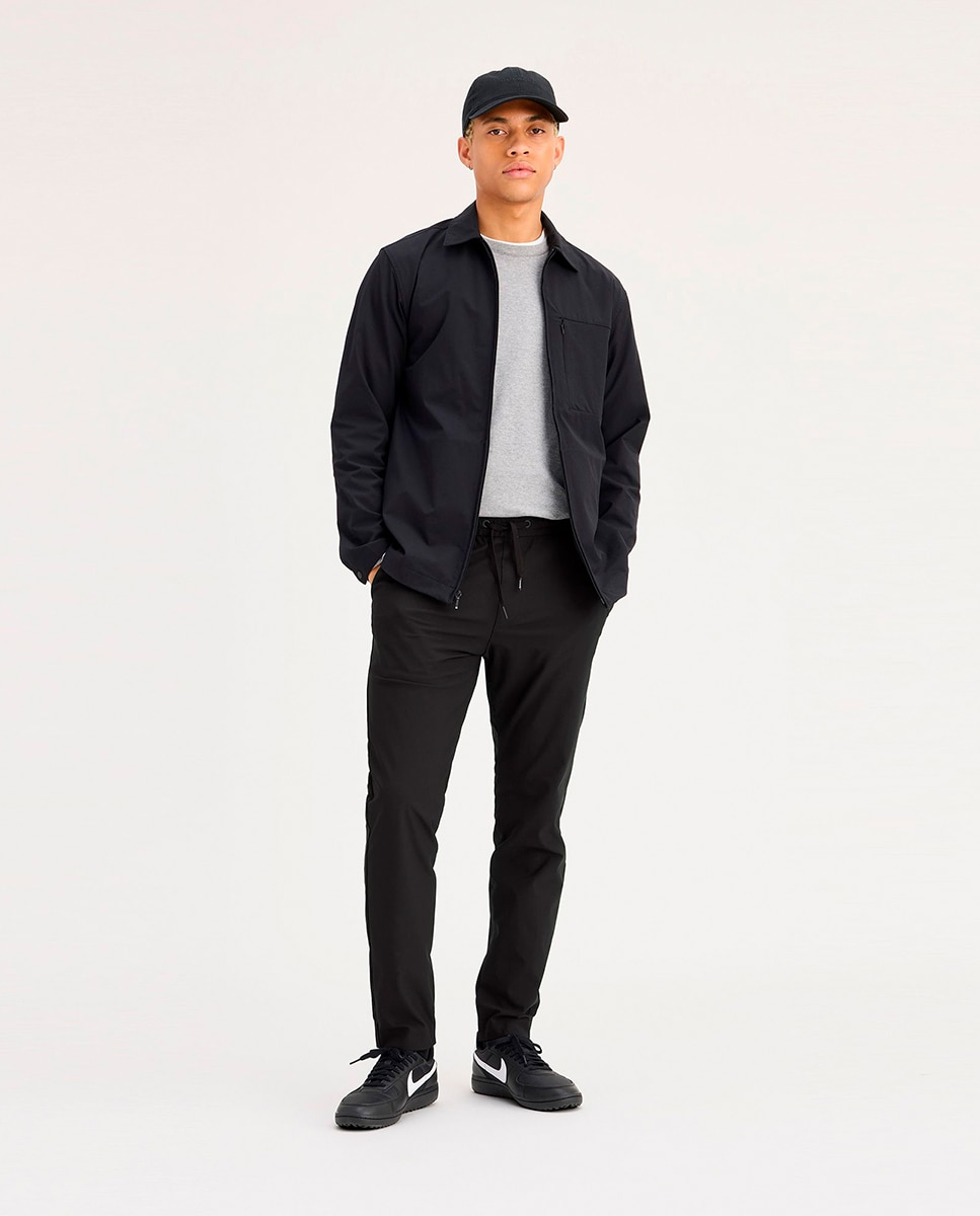 Dockers - Pantalón jogger de hombre con performance.