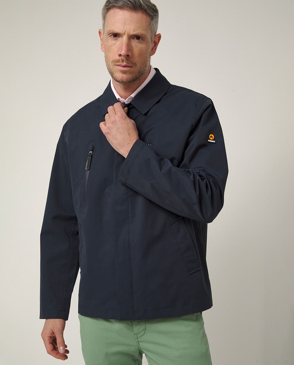 Imagem 0 de Casaco de Manga Comprida com Tecido Técnico