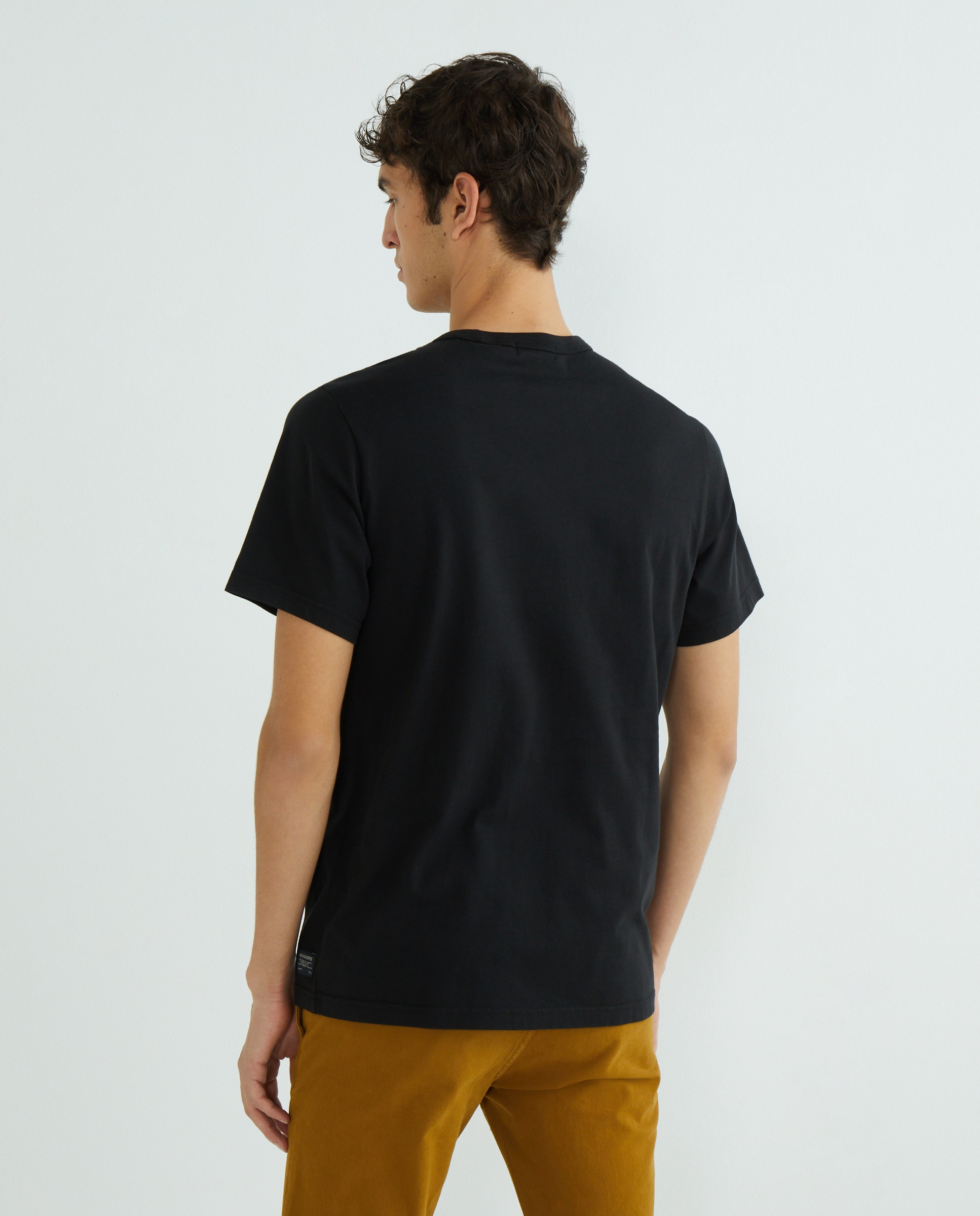 T-shirt Slim Fit de Manga Curta Preto-3