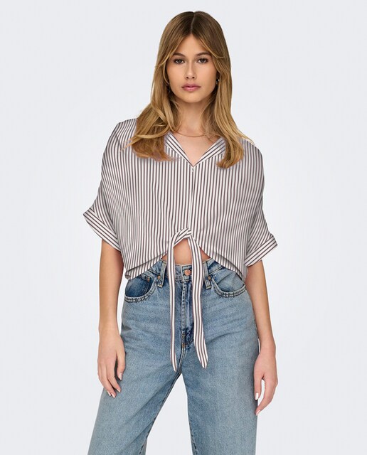 Imagen 0 de Top de mujer de rayas corta con nudo