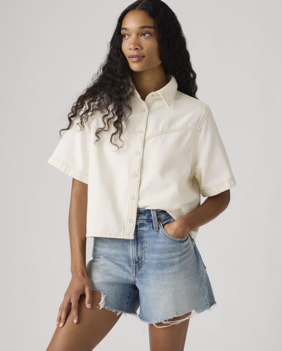 Camisa de Ganga Cropped com Manga Curta Creme-4