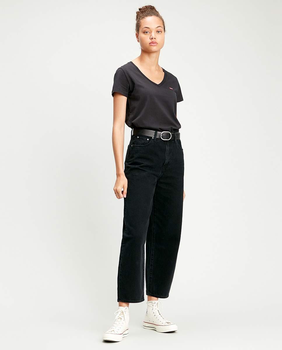 T-shirt básica de algodão com decote em bico Preto-3