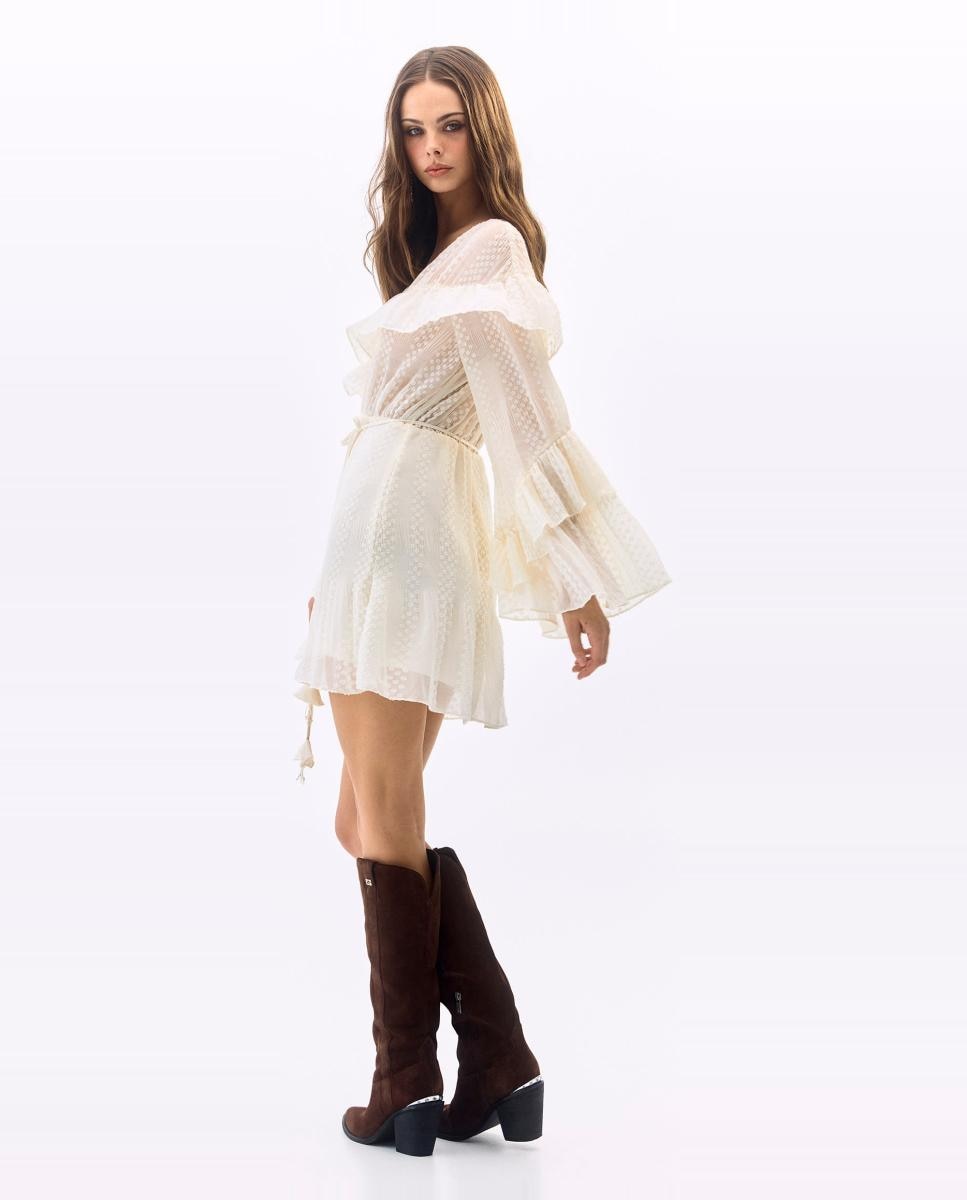 Imagem 0 de Vestido curto de mulher