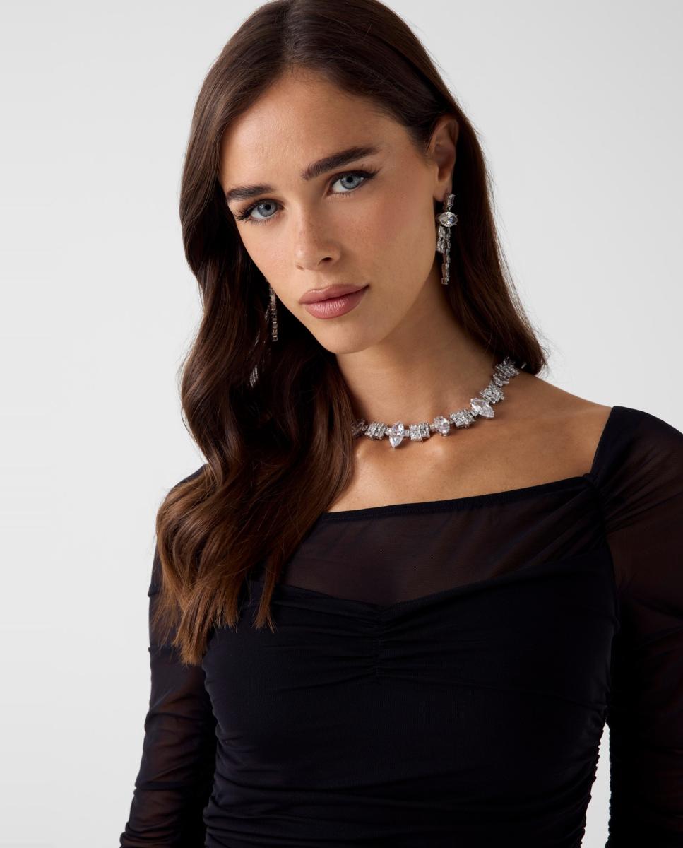 Vestido Curto Liso Preto-4