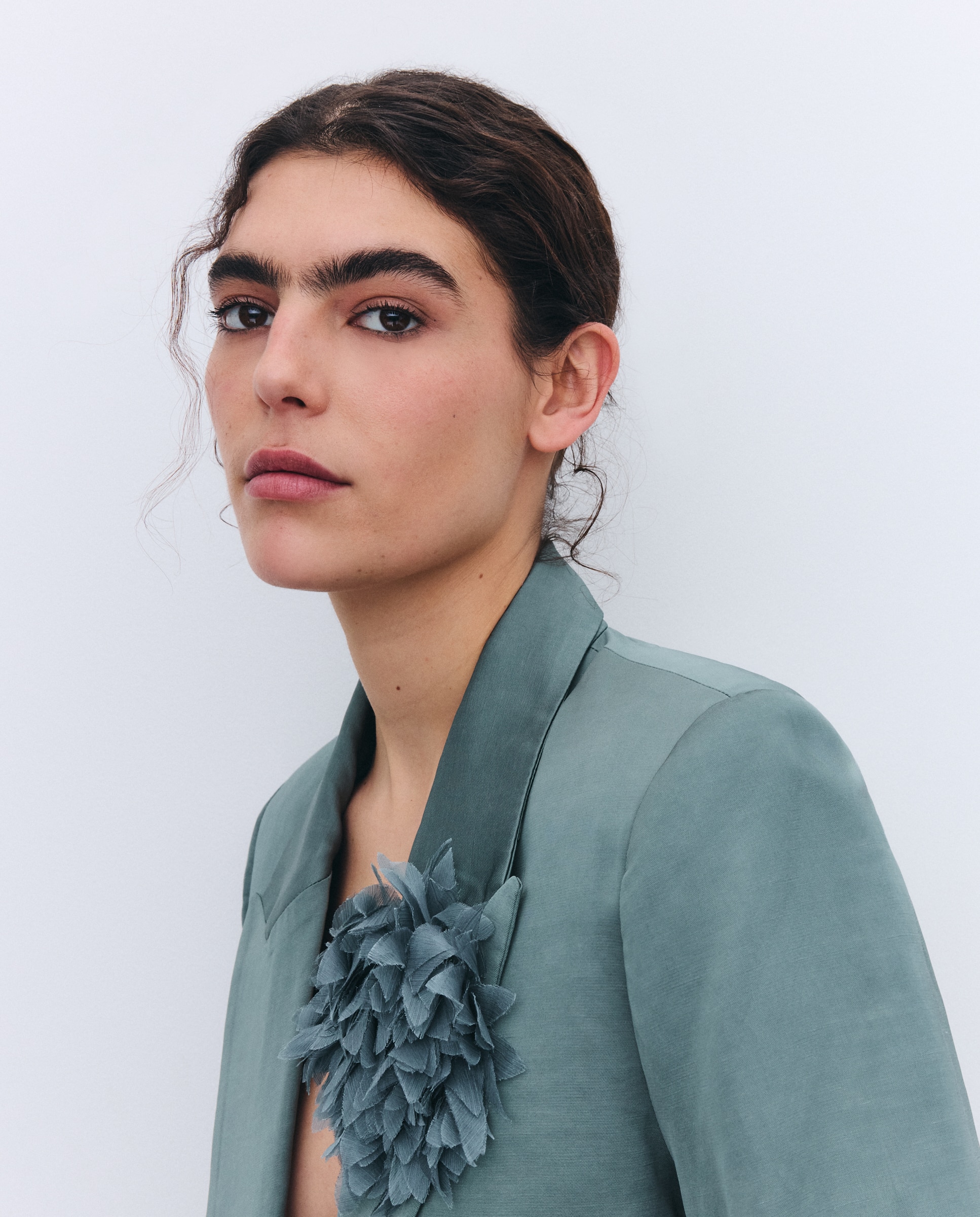 Blazer de Fato Acetinado com Estampado Floral Verde-3