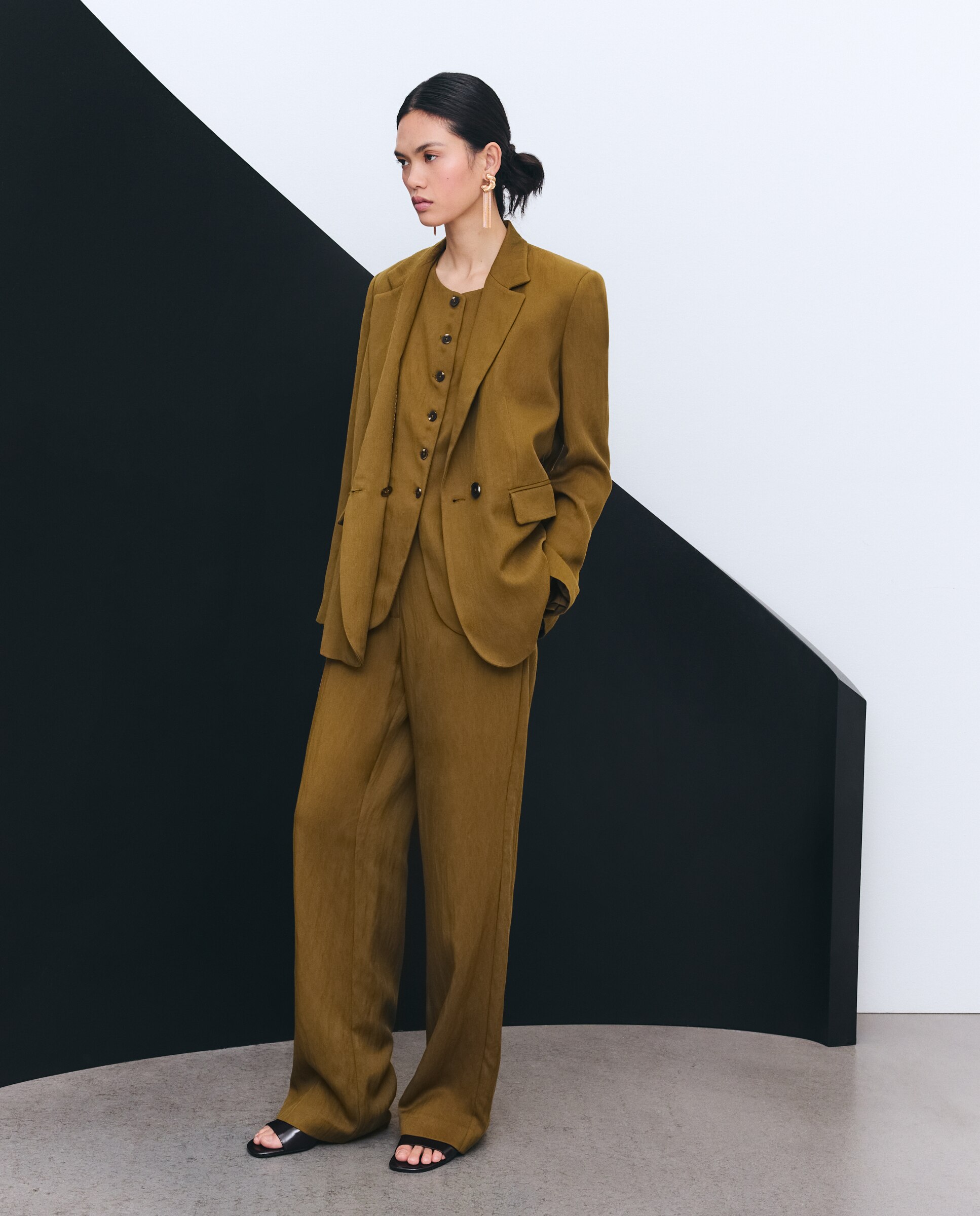 Pantalón de traje liso de mujer - Tintoretto - 560 Oliva 560 Oliva-1