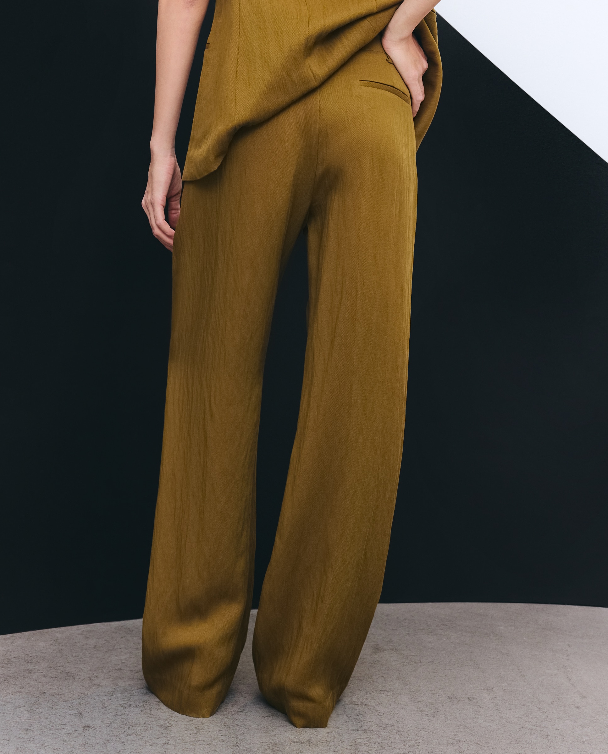 Pantalón de traje liso de mujer - Tintoretto - 560 Oliva 560 Oliva-3