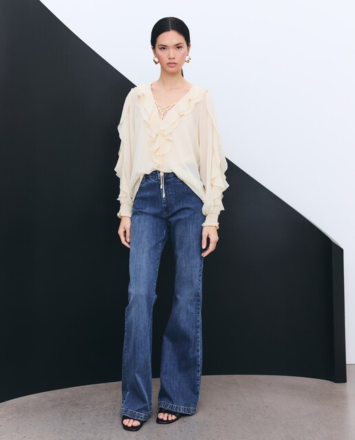 Pantalón denim de mujer flare tiro medio