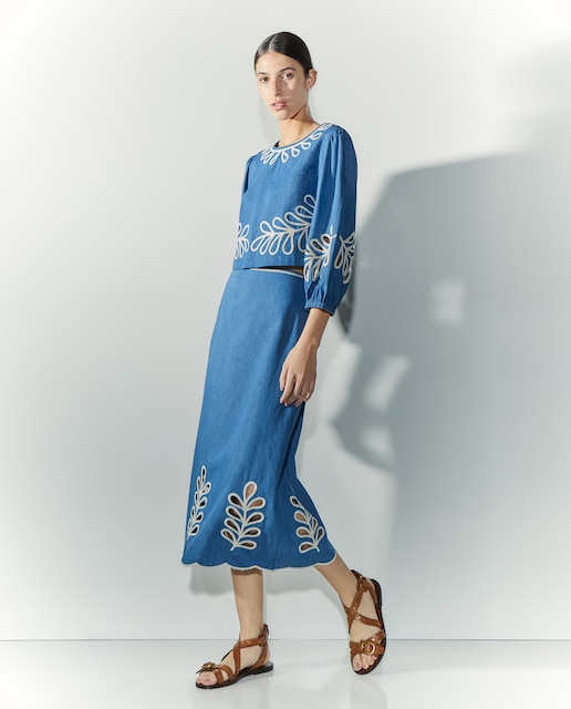 Falda mide de mujer denim bordado