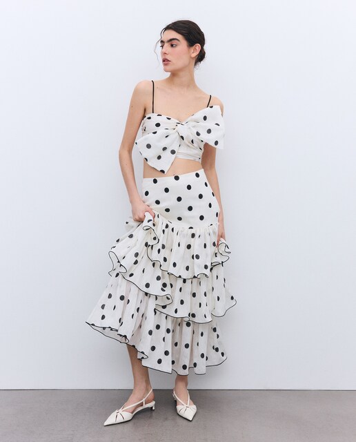 Falda midi volantes