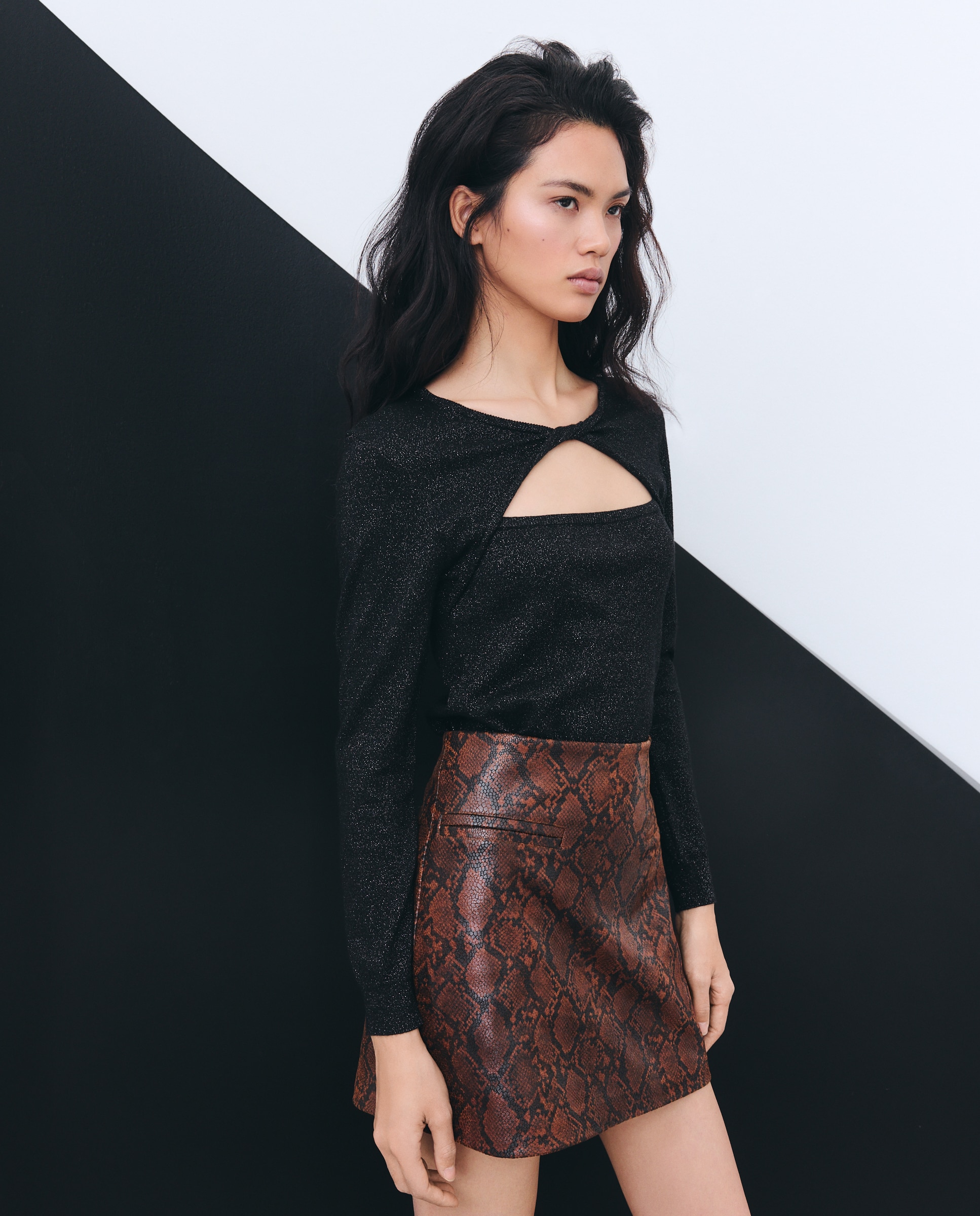 Camisola de Malha com Nó de Fio Metalizado Preto-2