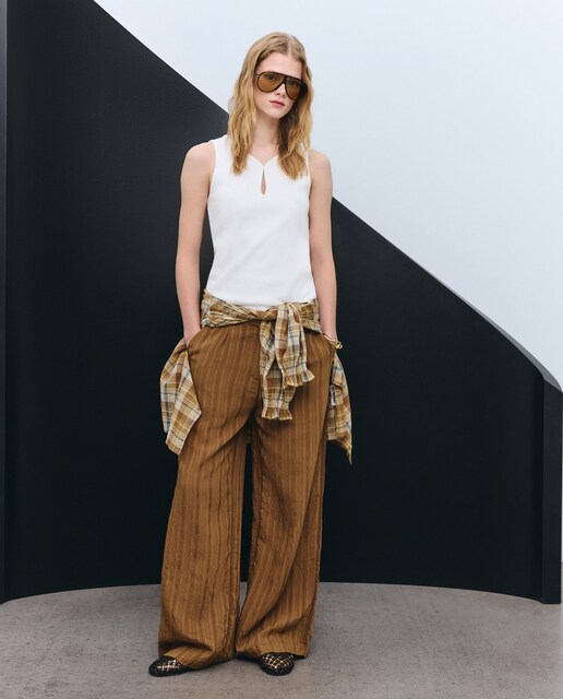 Pantalón de mujer ancho