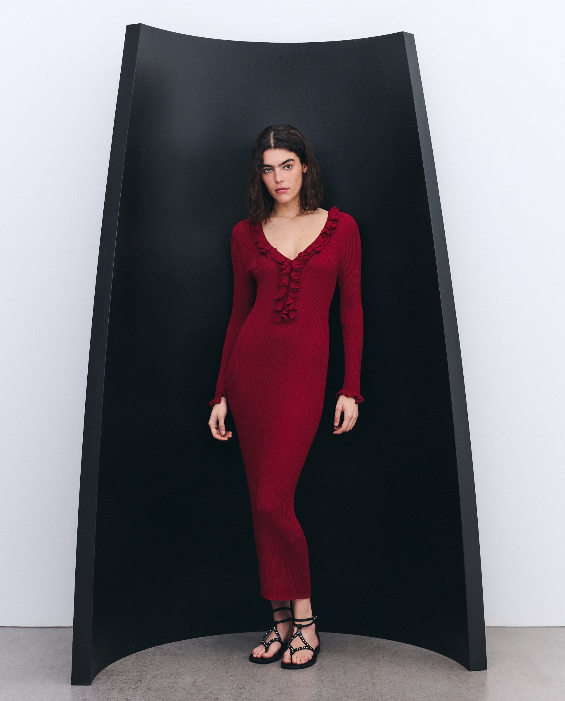 Imagem 0 de Vestido com Folho no Decote