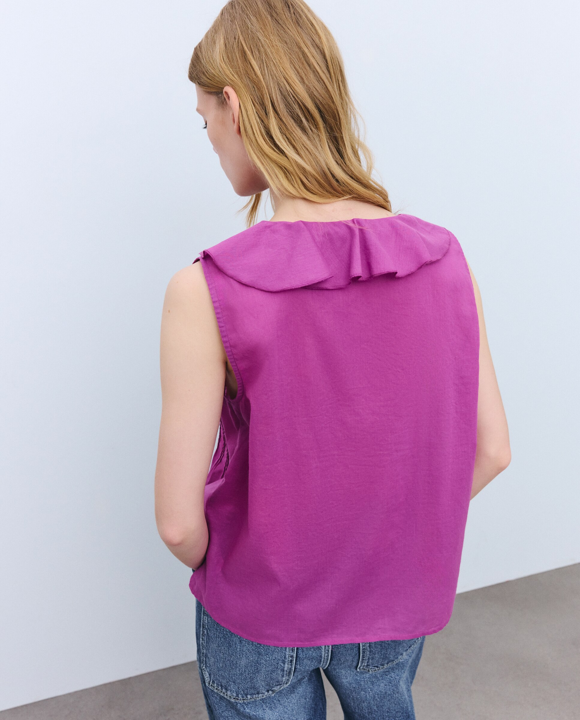Blusa de mujer sin mangas con volantes - Tintoretto - Blanco Purpura-3