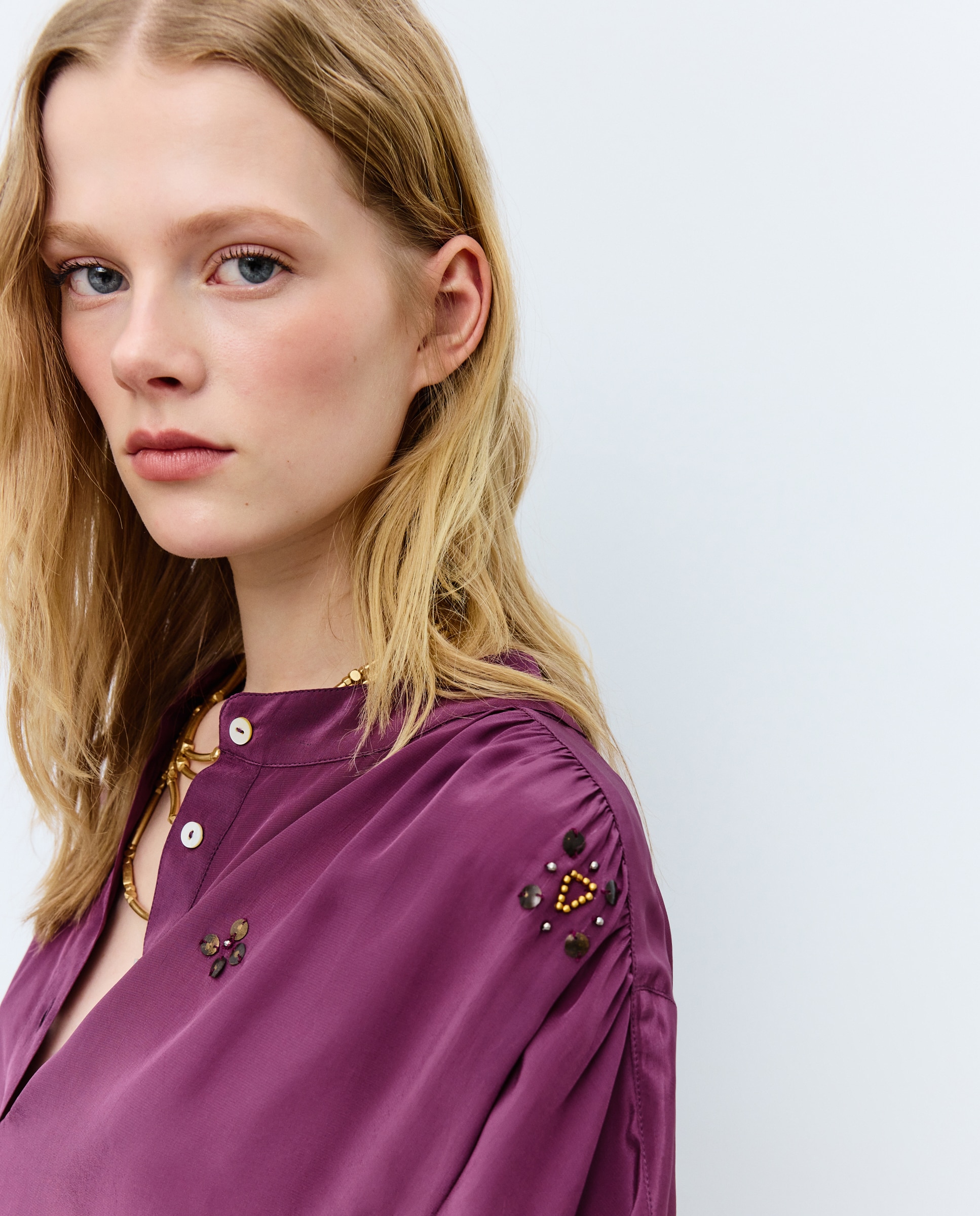 Blusa de mujer de manga corta con detalles - Tintoretto - Ciruela Ciruela-4