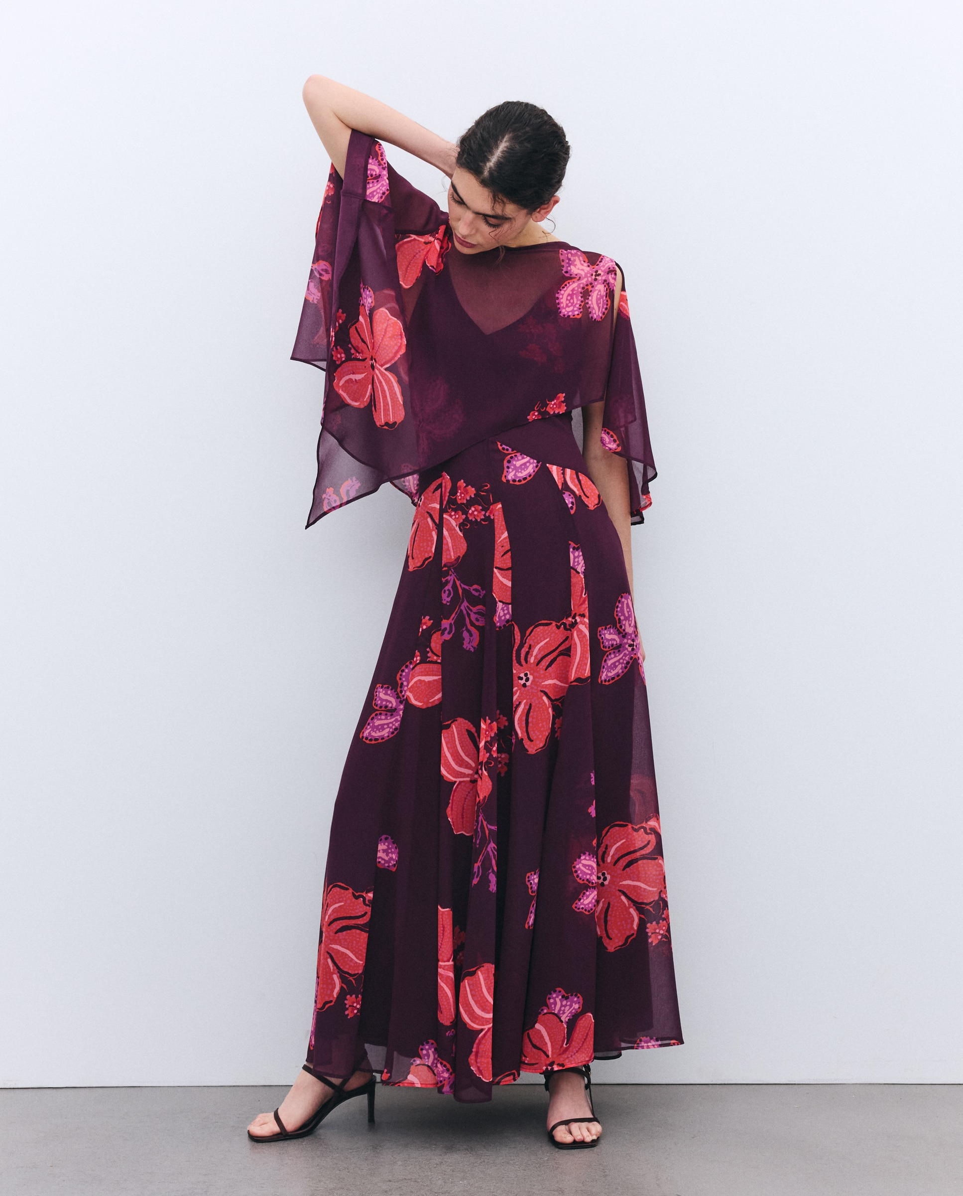 Vestido Estampado Comprido com Alças Vermelho-3