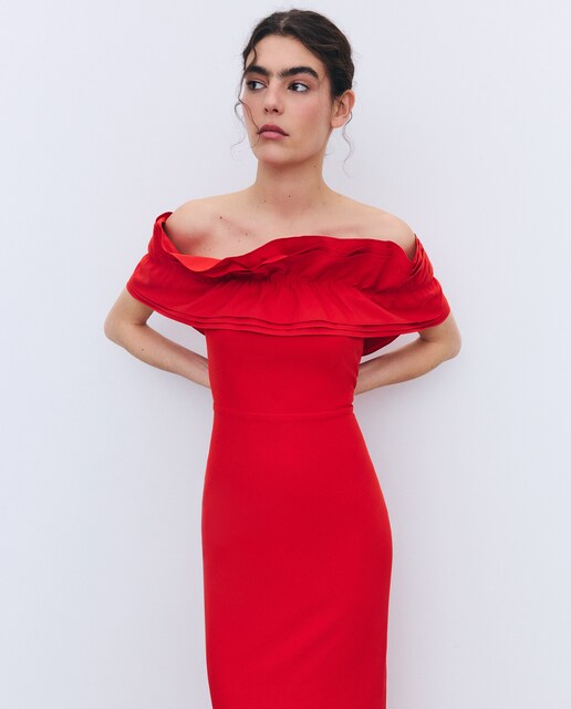 Vestido volantes escote
