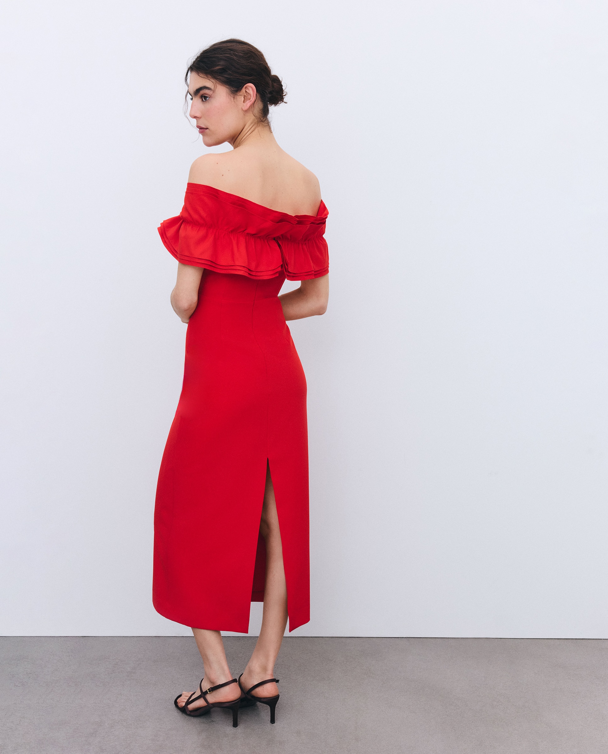 Vestido com Folhos no Decote 600 Vermelho-2