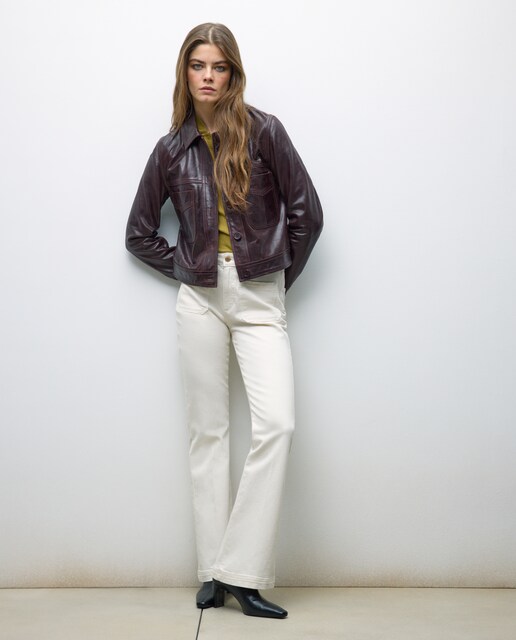 Imagen 0 de Pantalón de mujer flare plastron tiro medio