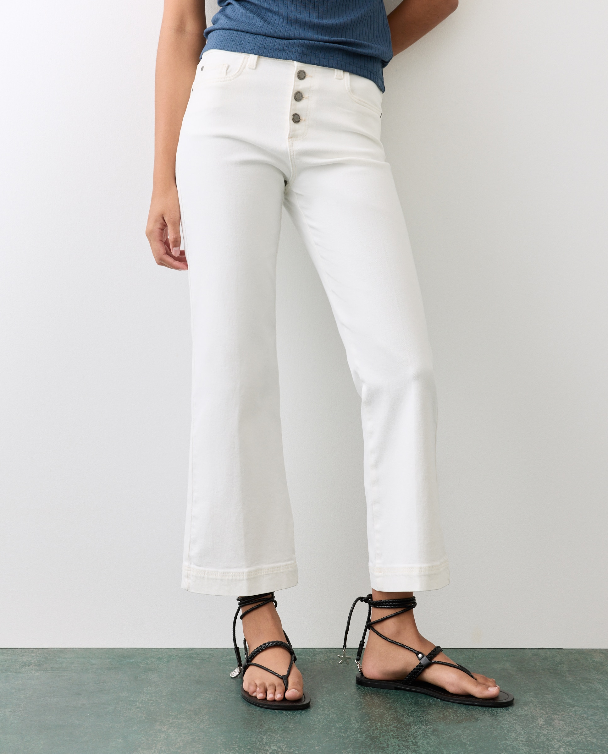 Jeans Cropped Flare com 5 Bolsos 120 Cru-2