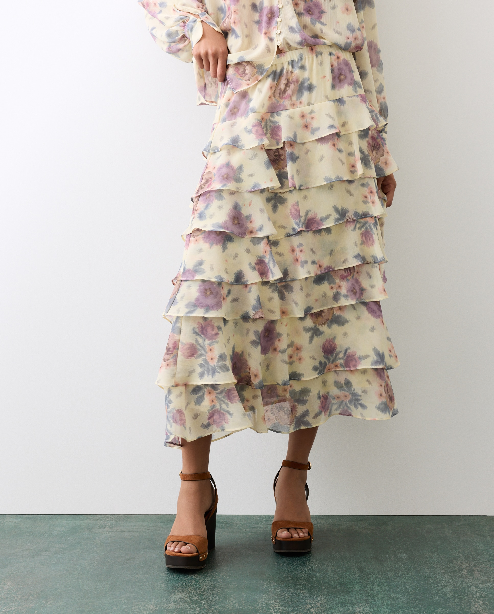 Saia Midi com Folhos Branco-2