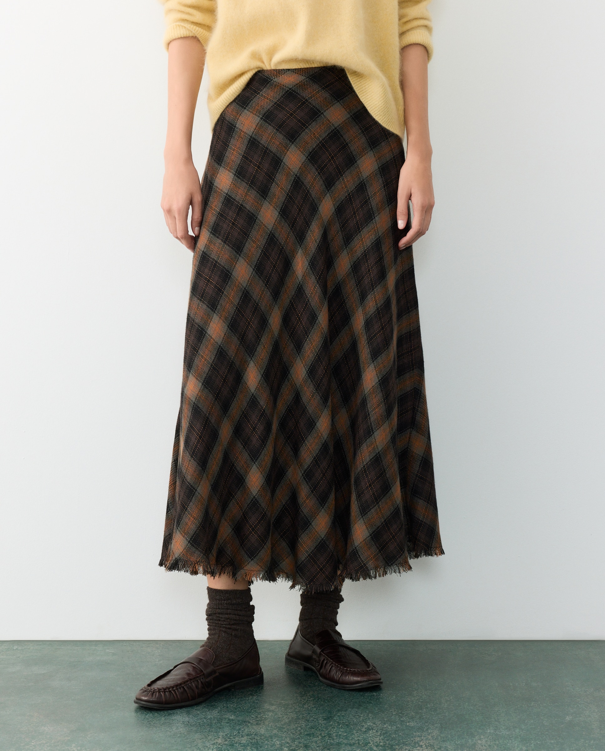 Falda midi cuadros - Tintoretto - Negro Negro-2
