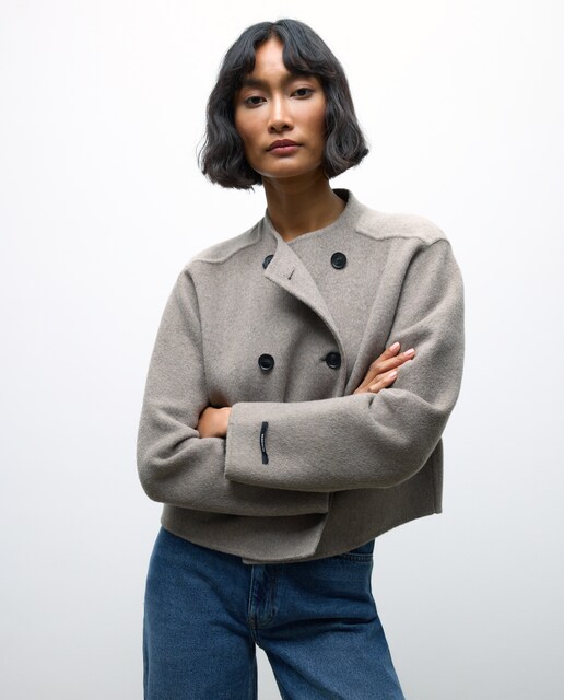 Imagem 0 de Casaco Feito à Mão