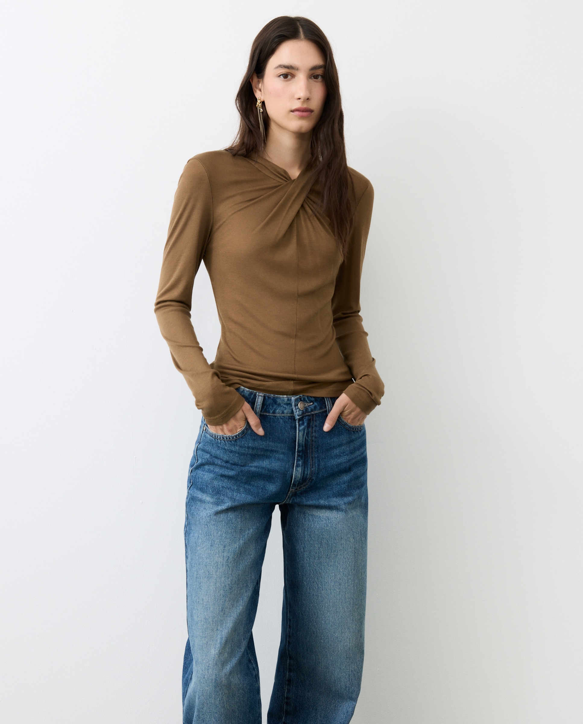 Camiseta manga larga de mujer con escote cruzado - Tintoretto - 560 Oliva 560 Oliva-2