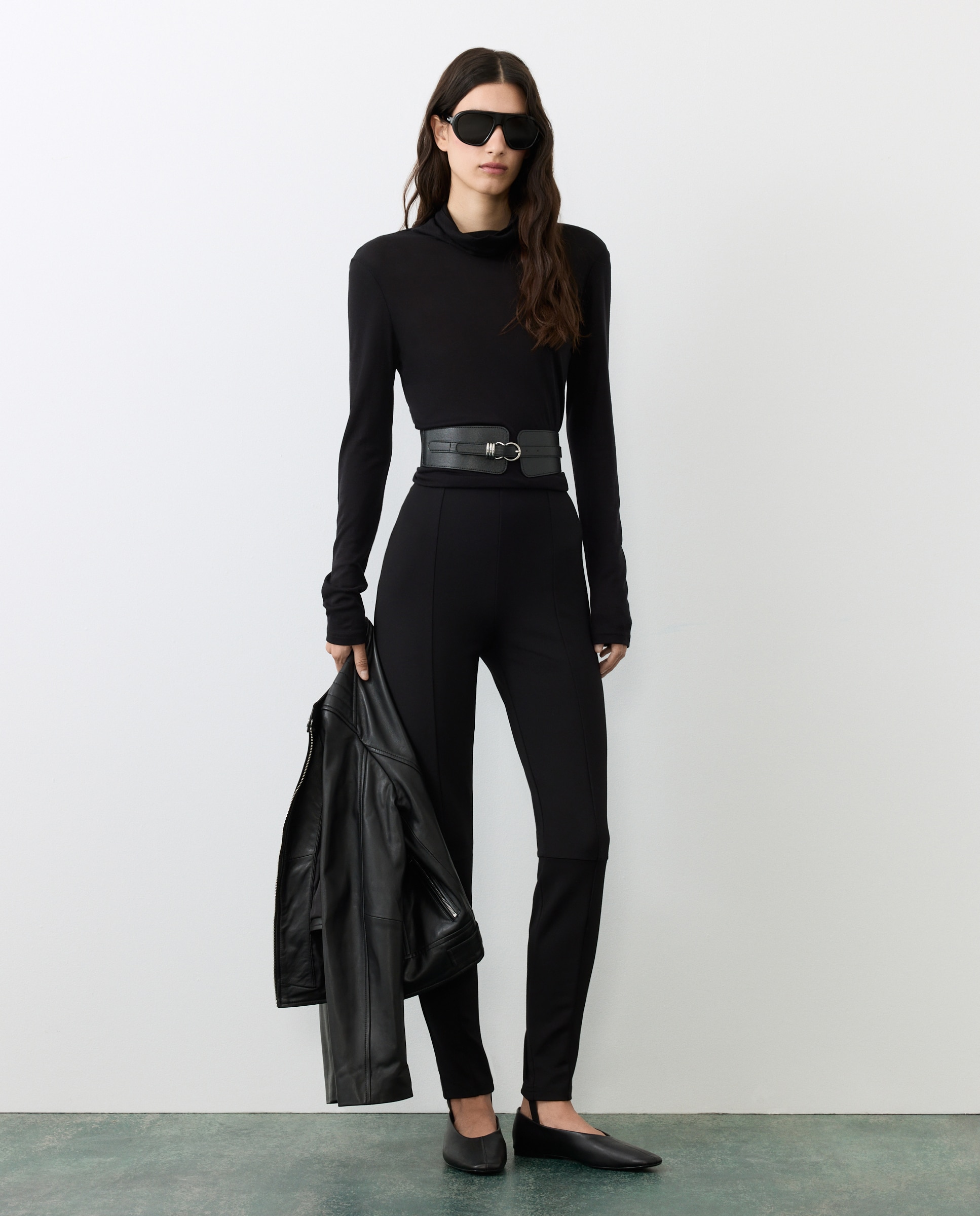 Camisola de mulher com manga comprida e gola cisne Preto-3