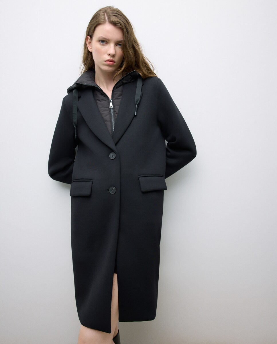 Sobretudo com Capuz e em Neopreno Preto-4