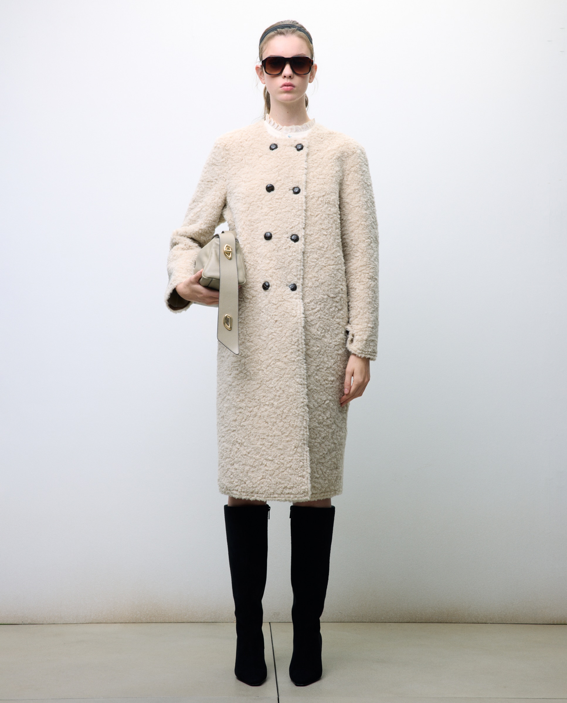 Casaco de Pelo Comprido com Decote Redondo 120 Cru-2