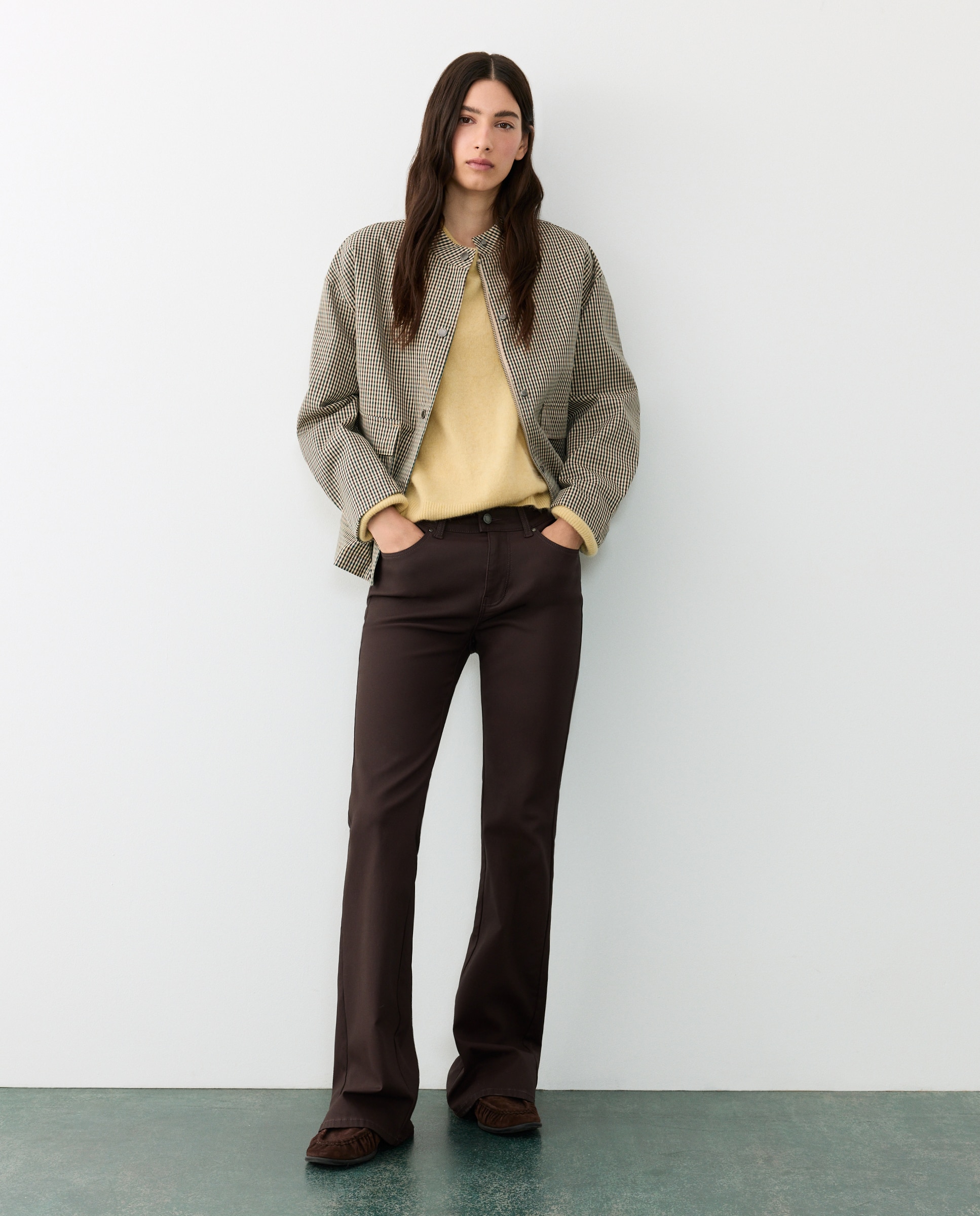 Pantalón flare coated de mujer - Tintoretto - 291 Berenjena 291 Berenjena-1