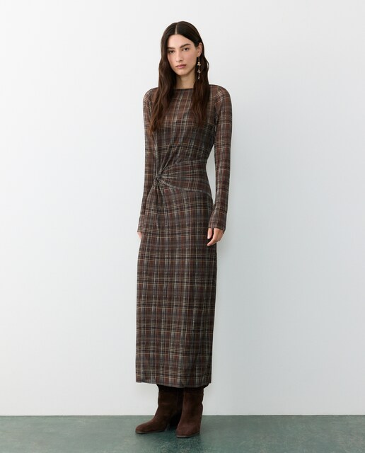 Vestido con estampado cuadros