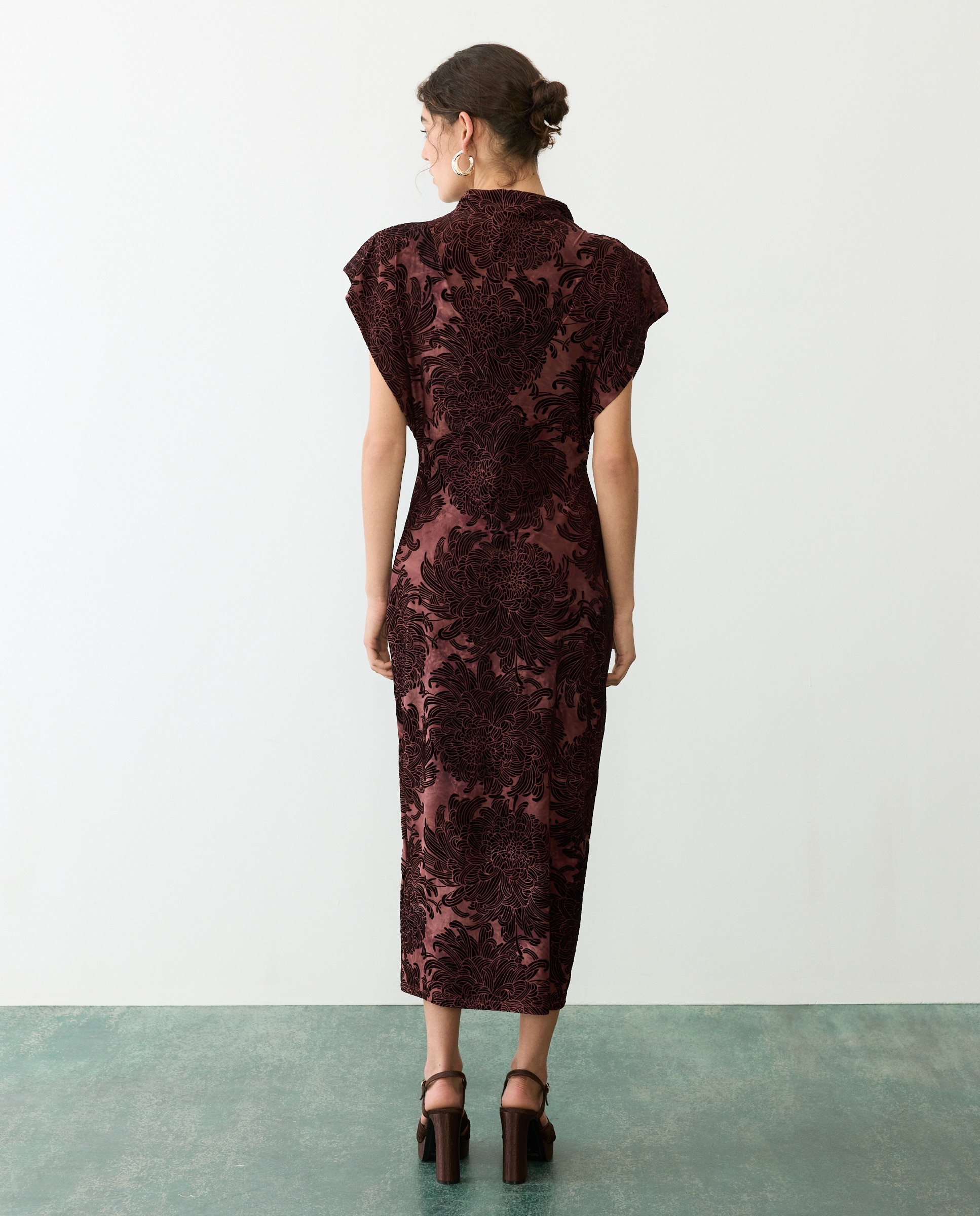 Imagen 3 de Vestido largo estampado hombreras - Tintoretto - Rosa Rosa