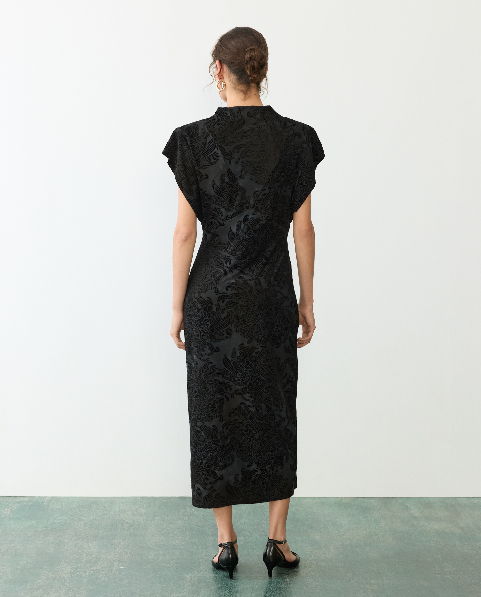 Imagen 3 de Vestido largo estampado hombreras - Tintoretto - Negro Negro