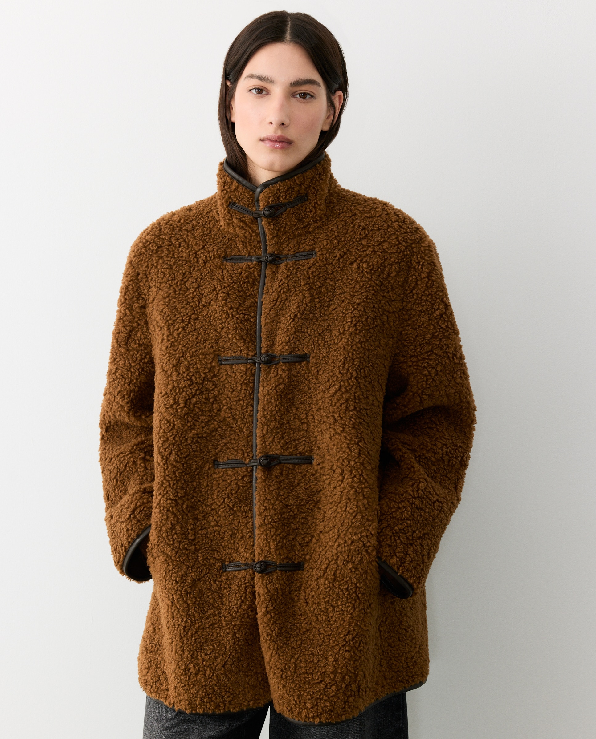 Chaqueta larga bouclé cierre alamares - Tintoretto - Toffee Toffee-2