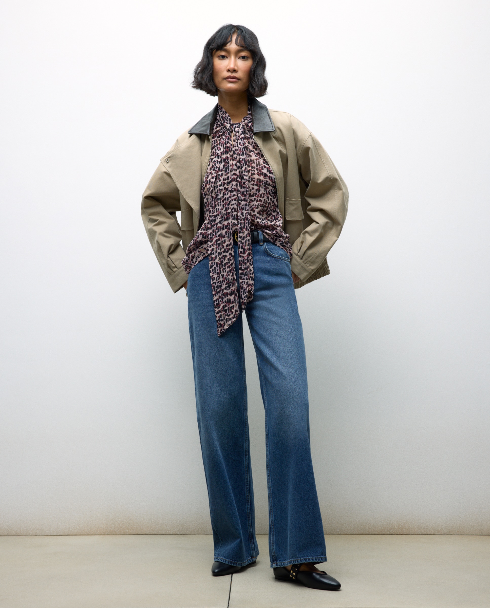 Blusa de Manga Comprida com Laço no Colarinho Camel-1