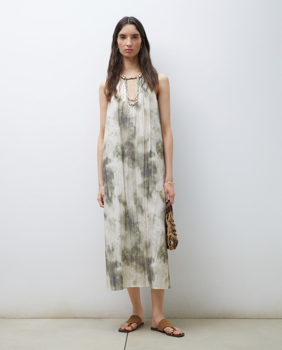 Vestido Estampado sem Mangas Halter Midi com Detalhe Entrançado Verde-2