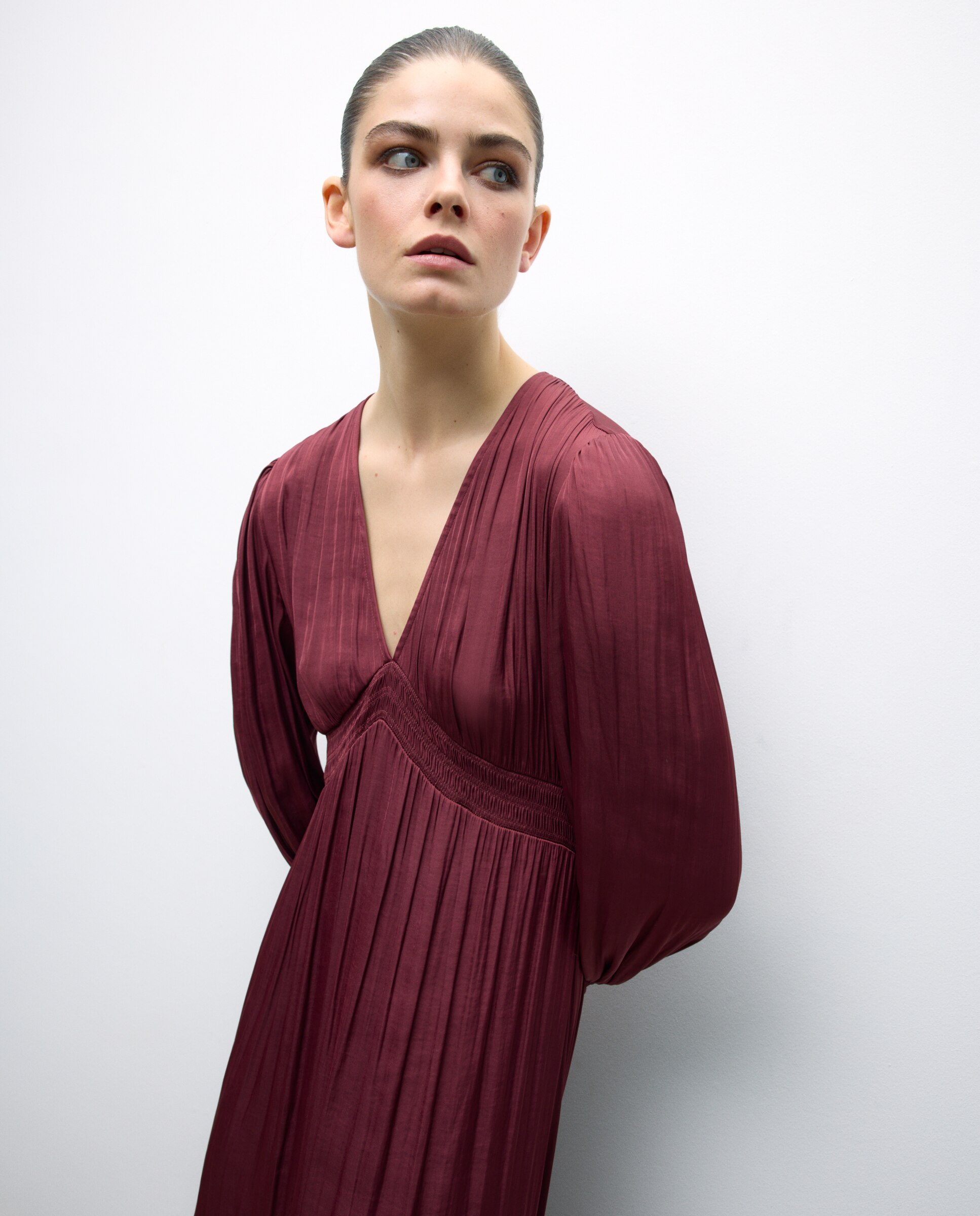 Vestido Midi de Manga Comprida com Decote em Bico Bordeaux-4